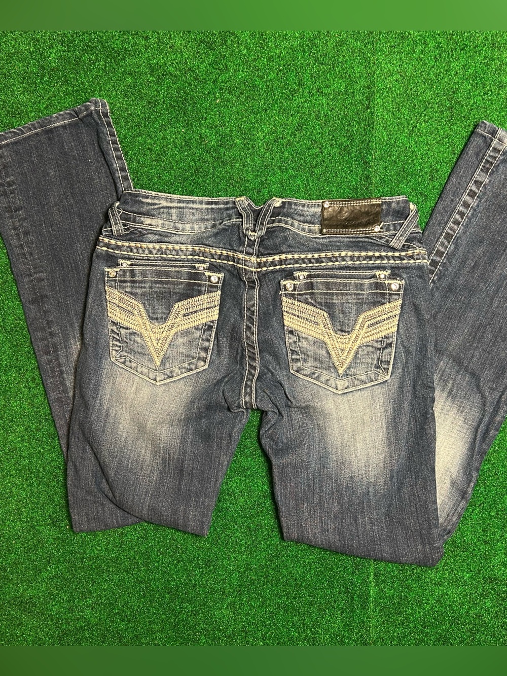 Vigoss bootcut distressed women’s y2k jeans rind-stone pockets